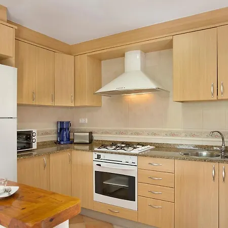Sleeps 9 Lloret de Mar