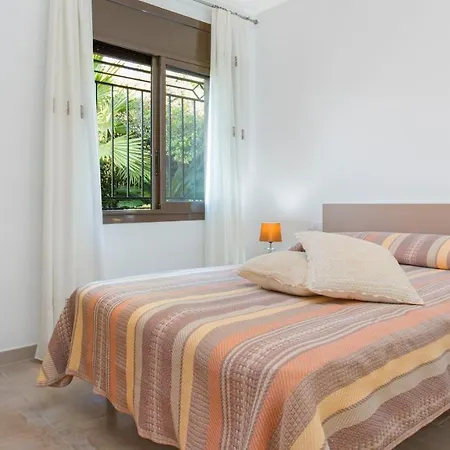 Villa Sleeps 9 Lloret de Mar